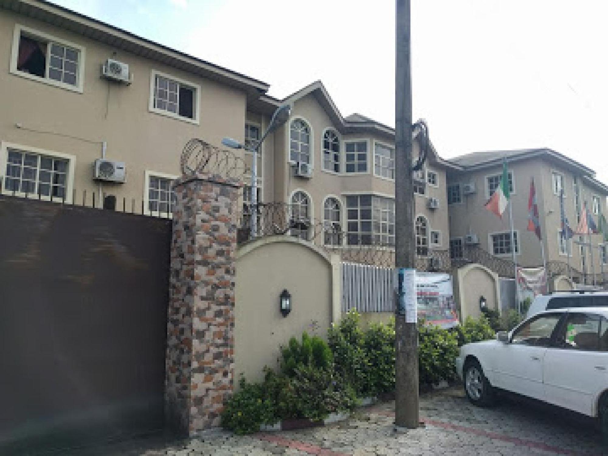 Room In Lodge - Clen-Phil Hotels And Suite Port Harcourt Exterior foto